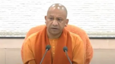 गोरखपुर में बोले सीएम योगी आदित्यनाथ- सभी को रोजगार मिले यही सरकार का मिशन