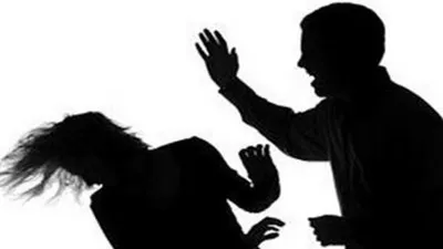 सुलतानपुर: घर में घुसकर महिला व उसके ससुर को पीटा, हालत गंभीर