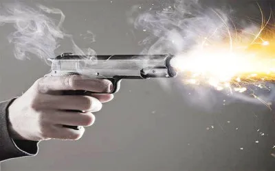 प्रयागराज: मूर्ति विसर्जन करने जा रहे युवक को मारी गोली, मचा हड़कंप