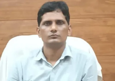 बलिया बीएसए ने चलाई 72 शिक्षक, शिक्षामित्र व अनुदेशकों के वेतन पर कैंची, ये है बड़ी वजह ; देखिए पूरी लिस्ट