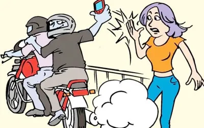 आटो से घर जा रही छात्रा से लुटेरों ने छीना मोबाइल, विरोध किया तो आटो से गिराया, सिर में लगी गंभीर चोट, ICU में एडमिट