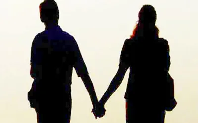 हमीरपुर: परिवार ने प्यार में डाला अडंगा तो प्रेमी के पास पहुंची युवती, पुलिस ने लगाई गुहार