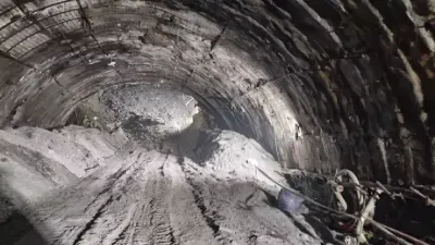 विकास और दरकते पहाड़