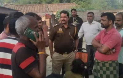 माता-पिता को फावड़े से काट डाला कलियुगी बेटा