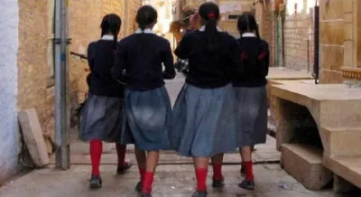 ऑफिस में बुलाकर करता था अश्लील हरकतें, 50 छात्राओं की शिकायत पर प्रधानाचार्य गिरफ्तार