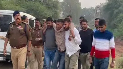 फर्जी एसटीएफ अधिकारी की पुलिस से हुई मुठभेड़, पैर में लगी गोली, साथी के साथ गिरफ्तार