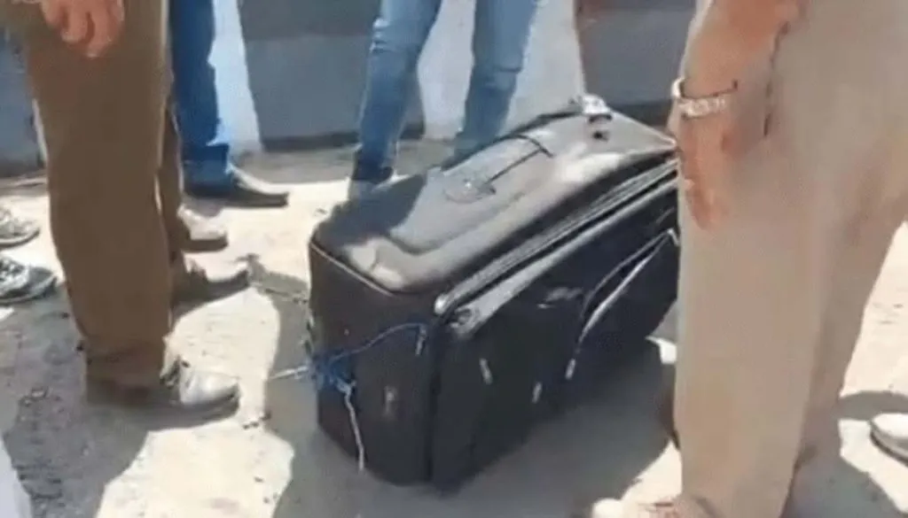 खून ही खून…सूटकेस में बंद मिली थी महिला की बॉडी, अब अफसरों के उड़े होश