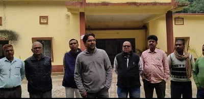 बलिया : मानदेय के इंतजार में कष्टमय कट रहा रोजगार सेवक और तकनीकी सहायकों का दिन