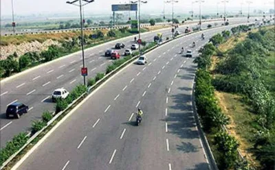 Ballia Greenfield Expressway Update : बलिया सांसद वीरेन्द्र सिंह मस्त ने दी बड़ी जानकारी