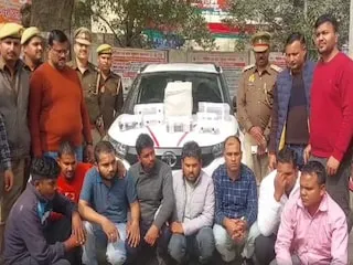 पुलिस भर्ती परीक्षा से पहले बड़ी कार्रवाई , लाखों की नकदी समेत 8 गिरफ्तार