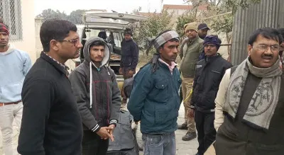 Shahjahanpur News: पेपर मिल में मजदूर का शव मिला, परिवार वालों ने किया हंगामा