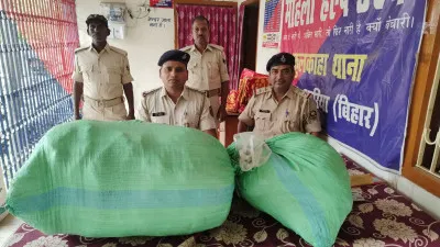 कार पर लोड तस्करी के 35 किलो गांजा बरामद,चालक और तस्कर भागने में रहा सफल