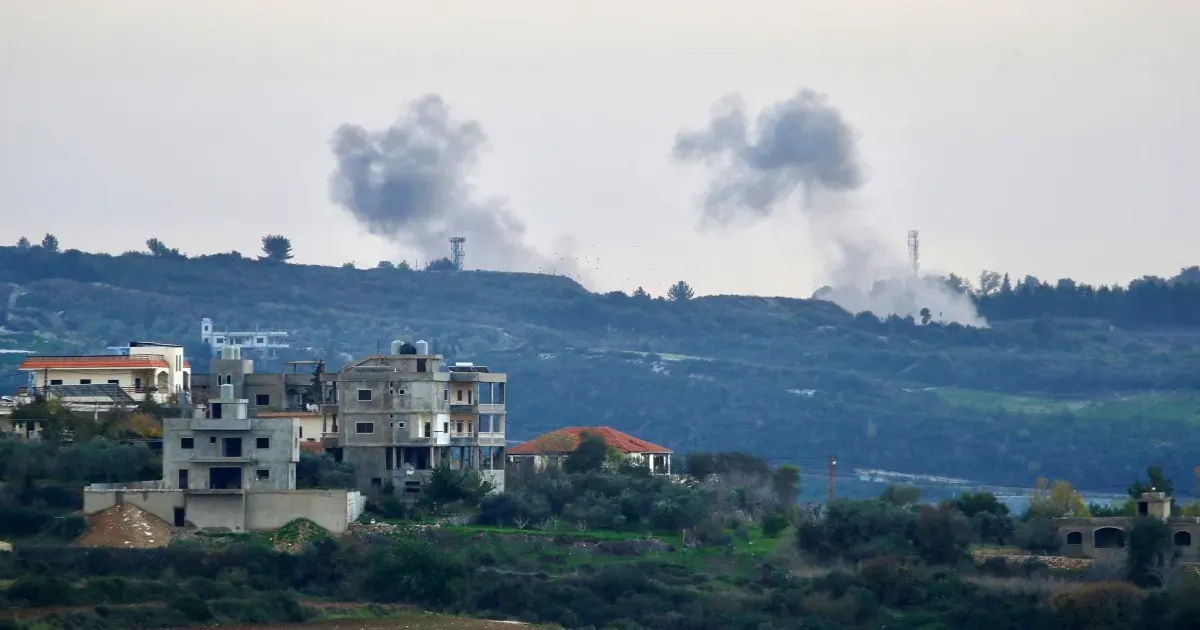 इजराइल पर हिजबुल्लाह ने एक साथ दागे 40 से ज्यादा रॉकेट, इजराइली सेना का वॉर रूम में अलर्ट, अब अमेरिका की सेना…