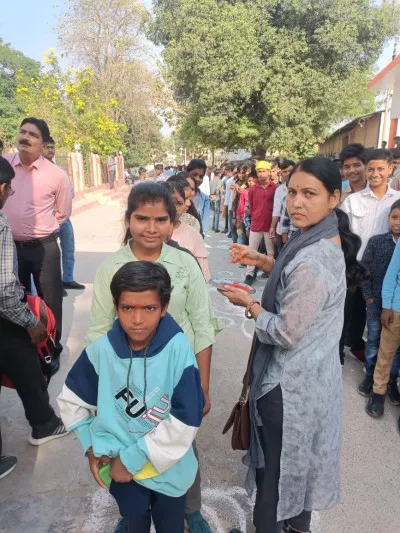 Sultanpur News: निर्धन बालिकाओं को निशुल्क प्रवेश दिया जाएगा–डॉ विनोद कुमार सिंह