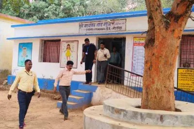  सामान्य प्रेक्षक ने मतदान केन्द्रों में मूलभूत सुविधाएं सुनिश्चित करने दिए निर्देश