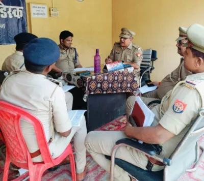 लोकसभा चुनाव : मतदान व सुरक्षा को लेकर बलिया और बिहार के पुलिस अफसरों ने बनाई रणनीति