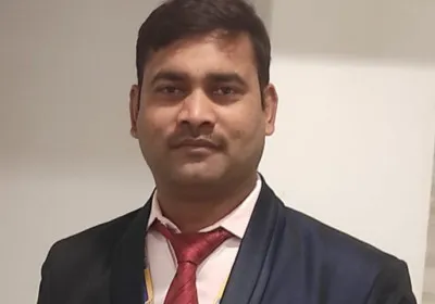 LIC बलिया की पीच पर जड़ा 5वां शतक, CLIA सुपरवाइज एजेंट में अजीत पाठक First