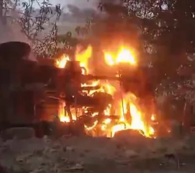 बलिया : बेघर बहन की मदद के लिए पिकअप से राशन लेकर जा रहा था भाई, लेकिन...