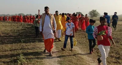 बलिया : श्रीराम जानकी मंदिर में प्राण प्रतिष्ठा को लेकर निकली भव्य कलश यात्रा