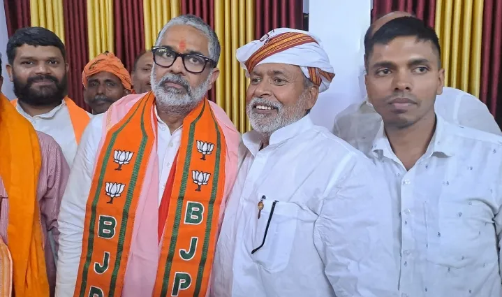 बलिया से भाजपा प्रत्याशी नीरज शेखर का सपना है मेडिकल कालेज
