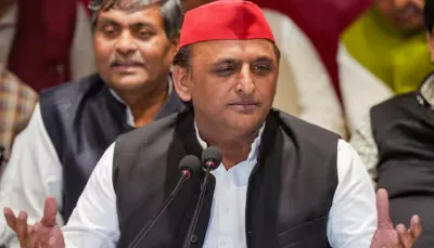 Samajwadi Party Manifesto 2024 : जनता के लिए अखिलेश यादव ने खोला वादों का पिटारा, किए ये वादे