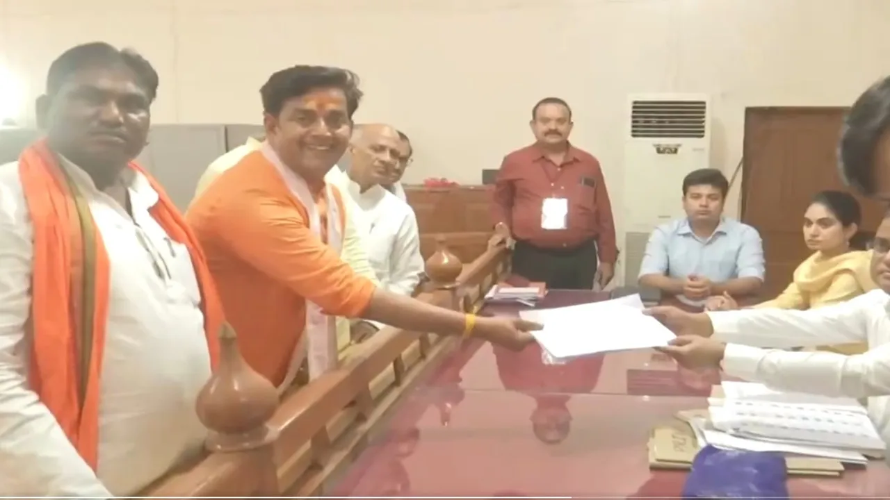 भाजपा उम्मीदवार रवि किशन ने गोरखपुर संसदीय सीट से दाखिल किया नामांकन, जानें क्या कहा...