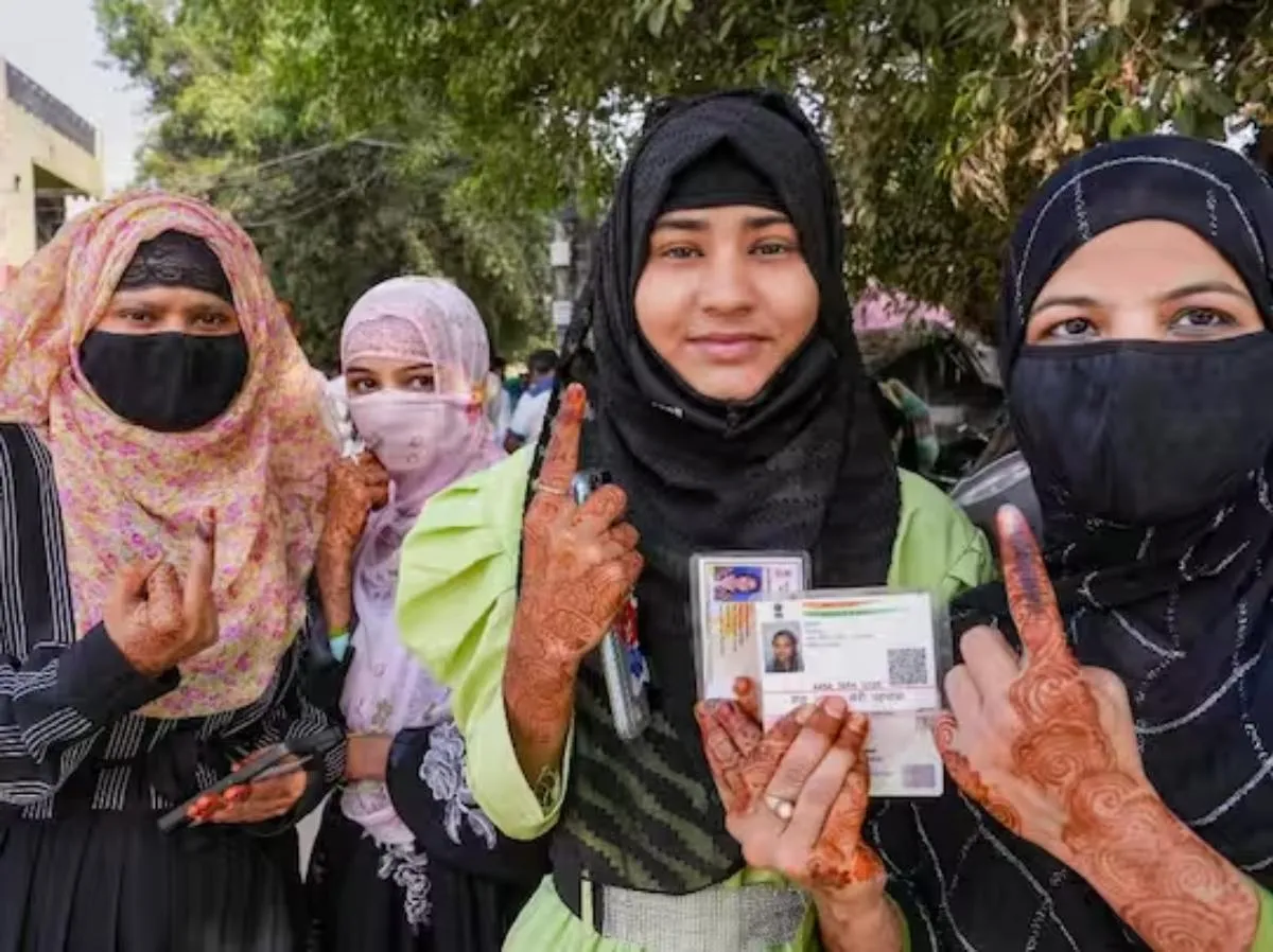 लोकसभा चुनाव का चौथा चरण:  10 राज्यों की 96 सीटों पर सुबह 7 बजे से मतदान जारी, पढ़ें लाइव अपडेट्स