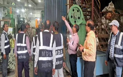 मुरादाबाद : गागन नदी में अवैध निर्माण पर कार्रवाई के नाम पर की जा रही खानापूर्ति