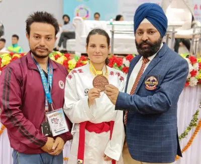 Ballia News: गरिमा ने बढ़ाई बलिया की 'गरिमा'