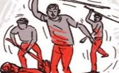 Bareilly News: दबंगों ने युवक को लाठी डंडों से पीटा, भागकर बचाई अपनी जान