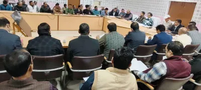 UPPSC PCS Prelims Exam 2024: बलिया में 7296 परीक्षार्थी देंगे प्रारंभिक परीक्षा, डीएम ने दिए जरूरी निर्देश