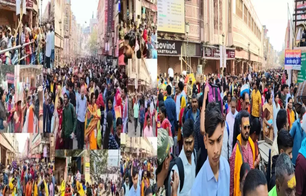 Varanasi News: काशी में हर ओर श्रद्धालुओं की भीड़, 7 घंटे इंतजार के बाद हो रहे बाबा विश्वनाथ के दर्शन