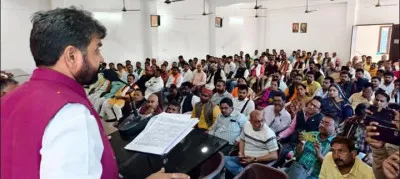 बलिया: केंद्रीय बजट 2025-26 पर भाजपा कार्यालय में गोष्ठी आयोजित