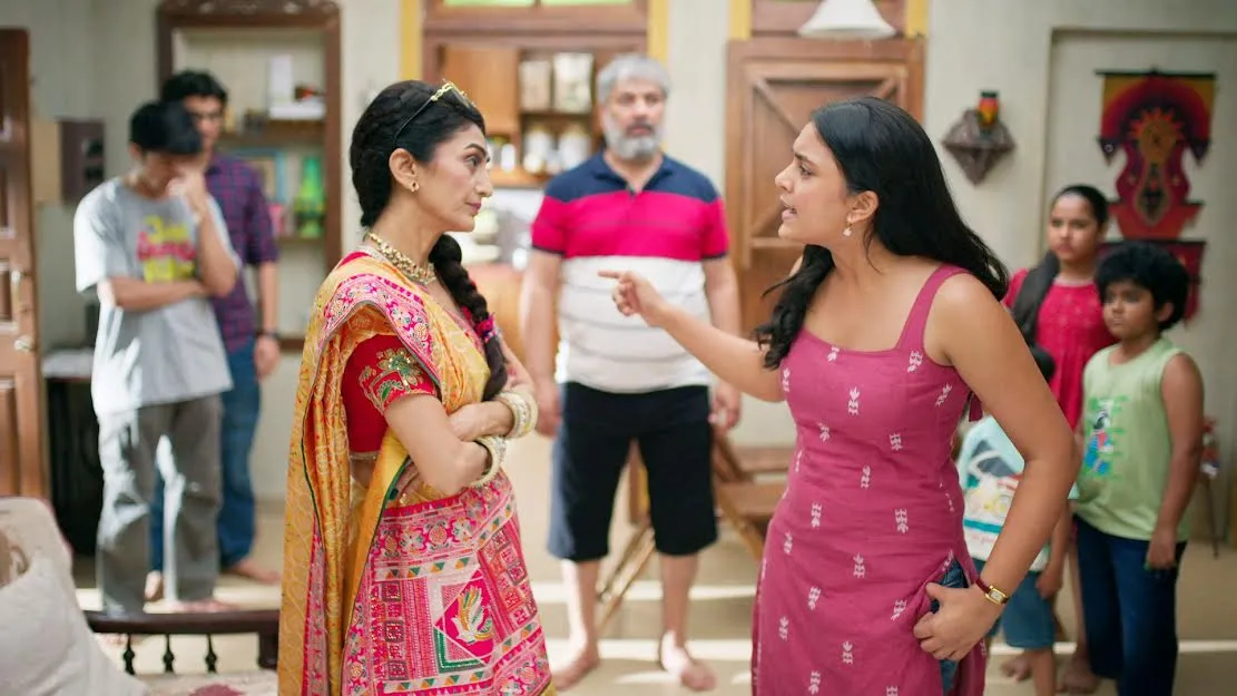 मां बनाम बेटी: सोनी सब के ‘इत्ती सी खुशी’ में परिवार बंटा दो हिस्सों में — देखें सुम्बुल खान और नेहा मेहता के किरदारों में तीखा टकराव