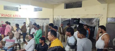 Ballia News: निमंत्रण में विवाद के बाद दो पक्षों में भिड़ंत, सात लोग जिला अस्पताल रेफर
