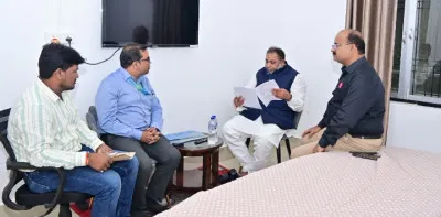 बलिया में मेडिकल कॉलेज शिलान्यास की तैयारी तेज, कार्यवाहक प्राचार्य ने परिवहन मंत्री व अधिकारियों संग की बैठक