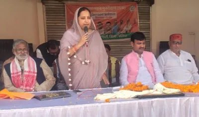 Ballia News : SIR अभियान को लेकर भाजपा कार्यकर्ताओं की कार्यशाला, मतदाता पुनरीक्षण पर दिए गए खास टिप्स