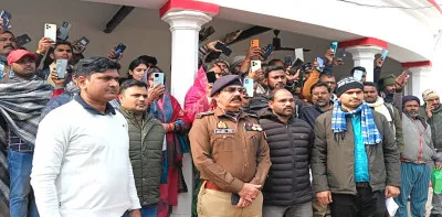 बलिया पुलिस की बड़ी सफलता: 59 लाख रुपये से अधिक कीमत के 443 गुम मोबाइल बरामद, मालिकों को किए गए सुपुर्द