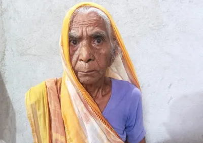 Ballia News: वरिष्ठ पत्रकार देवेंद्र तिवारी की माता का निधन, शोक की लहर