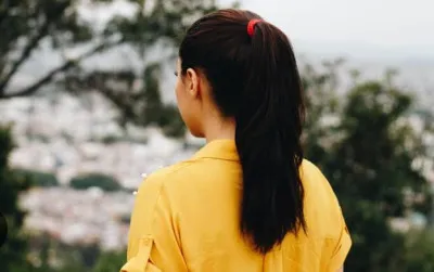 महिला सेल्स मैनेजर के खिलाफ एजेंसी मालिक ने कराया केस, वजह जानकर रह जाएंगे हैरान