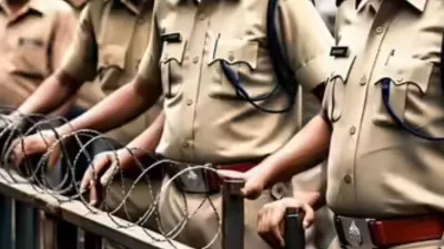 UP News : फिरोजाबाद में पुलिस और SOG का संयुक्त अभियान, मुठभेड़ के बाद दो वांछित आरोपी गिरफ्तार, शिक्षक दंपत्ति से लूट के मामले में थे फरार