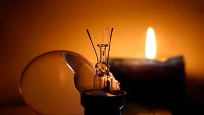 मुरादाबाद : रविवार को फिर बिजली कटौती ने बढ़ाई परेशानी, कई इलाकों में घंटों गुल रही आपूर्ति