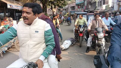 मंत्री संजय निषाद के बयान पर बलिया में बवाल, कांग्रेस ने किया जोरदार प्रदर्शन, सपा ने भी किया विरोध