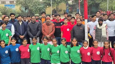 बलिया : क्रिकेट में पियरिया, वॉलीबॉल में नरही ने हासिल किया खिताब