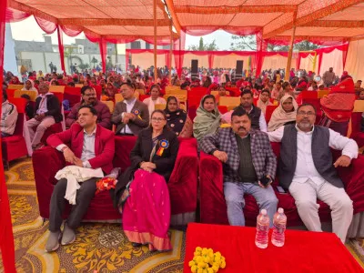 Lucknow News: गोसाईगंज के मलौली स्थित ब्लू हेवन स्कूल में धूमधाम से मना 10वां वार्षिकोत्सव