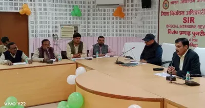 Ballia News: बूथवार एचडी मतदाता सूची दलों को उपलब्ध कराने के निर्देश