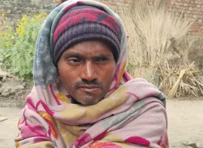 इंसानियत अभी ज़िंदा है: बीएसए बने सहारा, आजमगढ़ से मुस्कुराते हुए घर लौटा बलिया का मुकेश