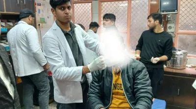 लखनऊ : चाइनीज मांझे से युवक का गला कटा, राहगीरों ने समय रहते पहुंचाया अस्पताल, लगे सात टांके