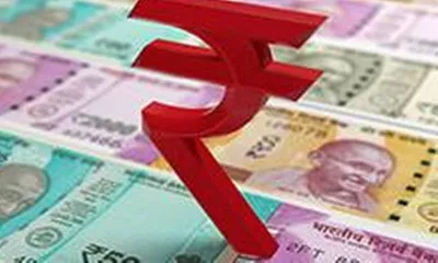 लखनऊ: अधिकारियों की लापरवाही के कारण 50 हजार शिक्षकों का वेतन अटका