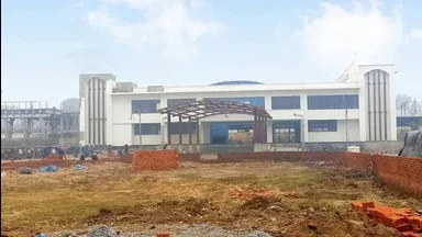 बलिया स्टेशन को सिटी सेंटर के रूप में विकसित करने की दिशा में बड़ा कदम, खुलेगा प्रीमियम ब्रांडेड कपड़ों का स्टोर